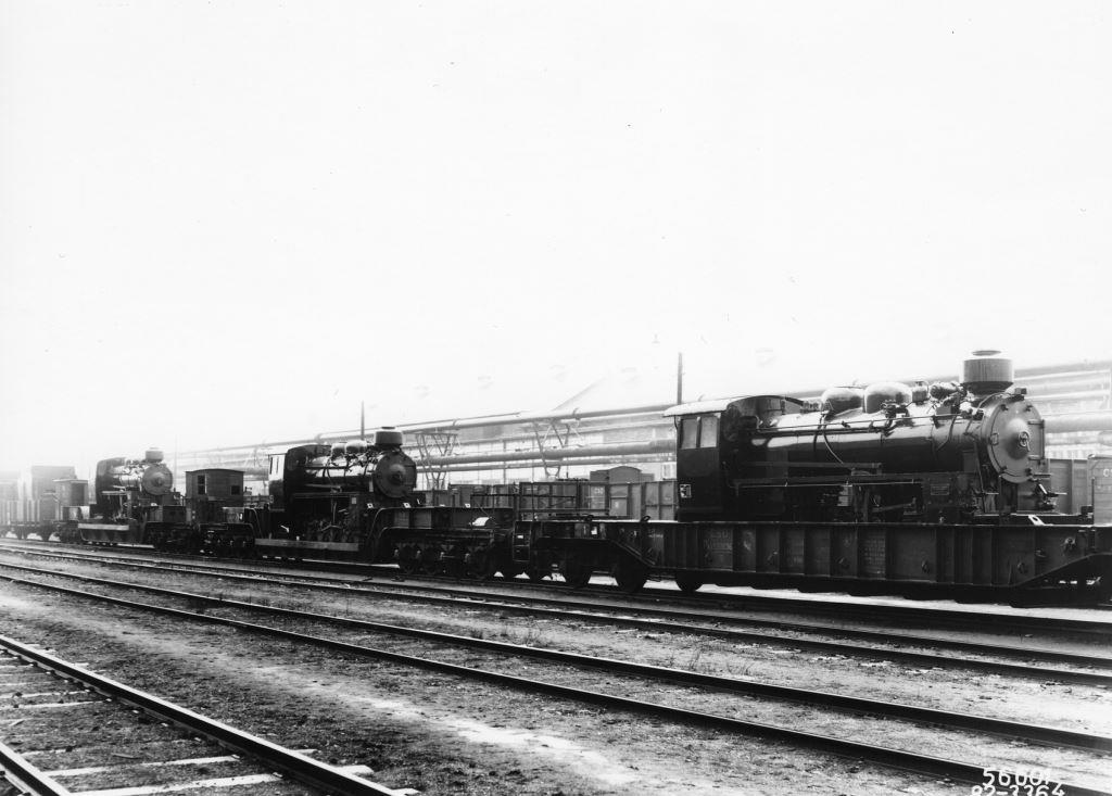 Skoda 0-10-0s awaiting transport at Plzen KC collection_zpspvtz1yq1.jpg