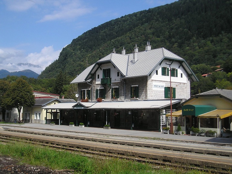 1280px-Most_na_Soci-train_station-fom_Podbrdo.jpg