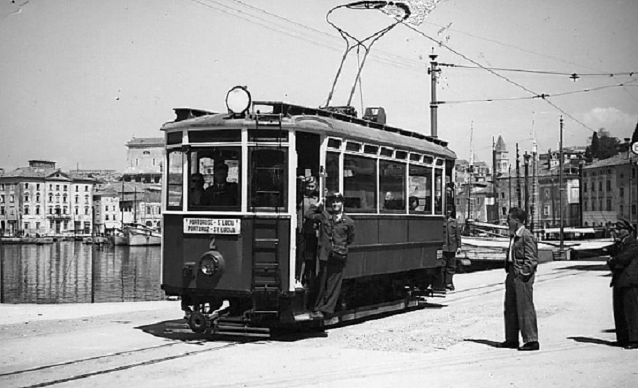 tram2.jpg