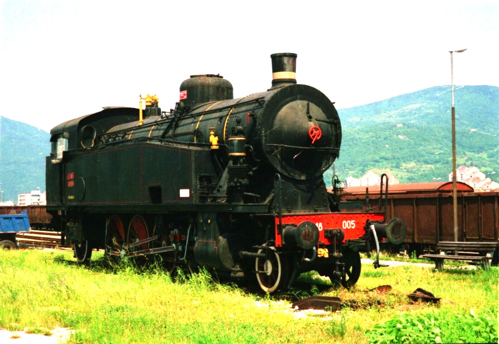 s-l1600 18-005 SLOVENIA IN DEPOT YATD.jpg