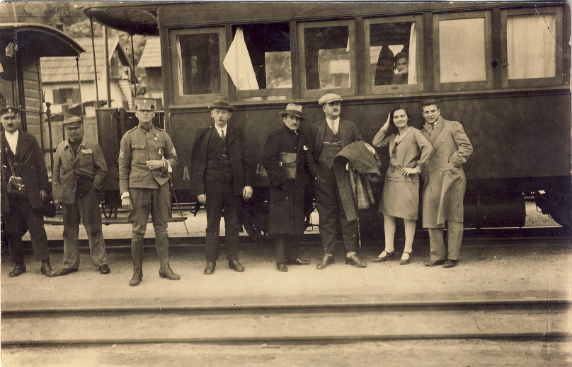 Na železničkoj stanici Drvar, 1926. g..jpg