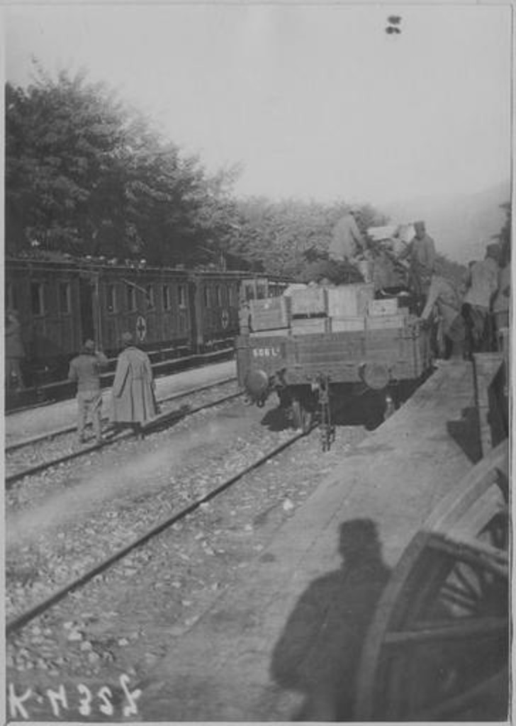 Sanitet train, Florina, sap40_or070444_p.jpg
