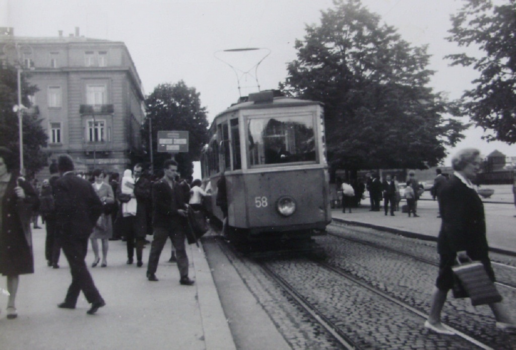 zagtram1.jpg