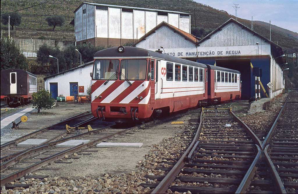 DMU-802-Portugal.jpg