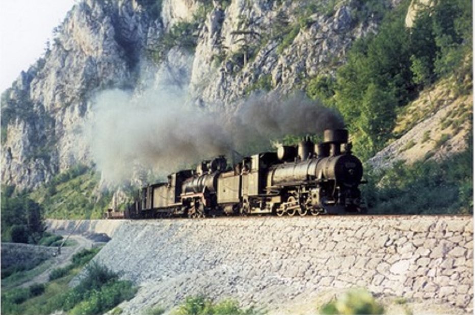 Vis-Dob-Var 83-034 i 85-045 70  Werner Schniendl.jpg