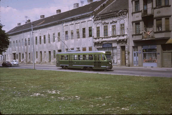 16 PCC 7000 - 04a.jpg