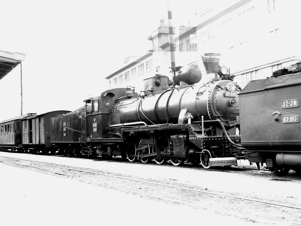s-l1600  Loco 85 044 Circa 1964.jpg