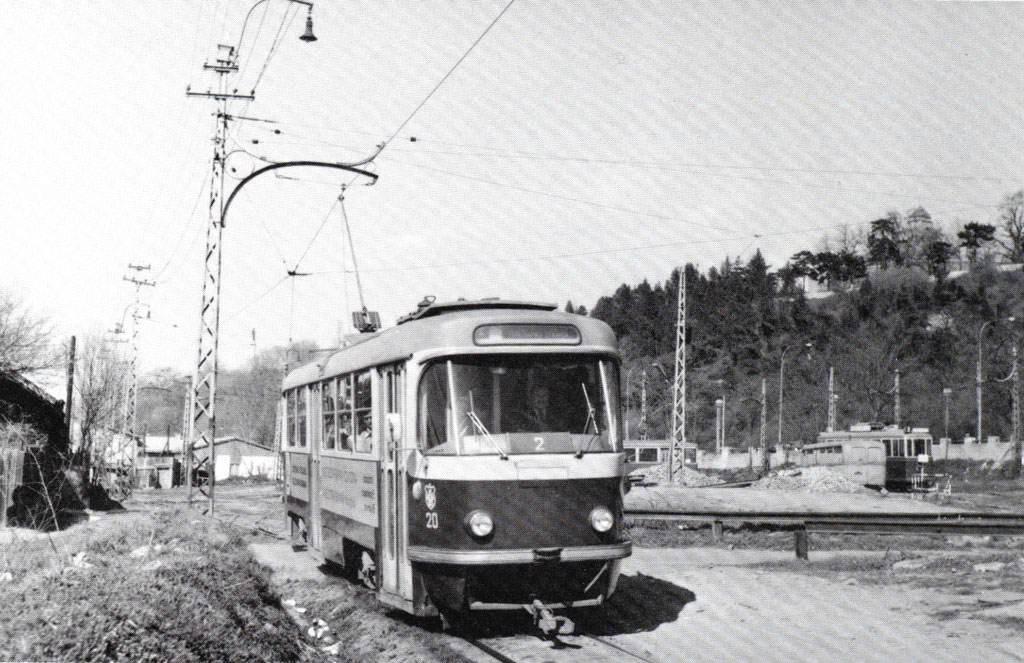20 - 01.jpg