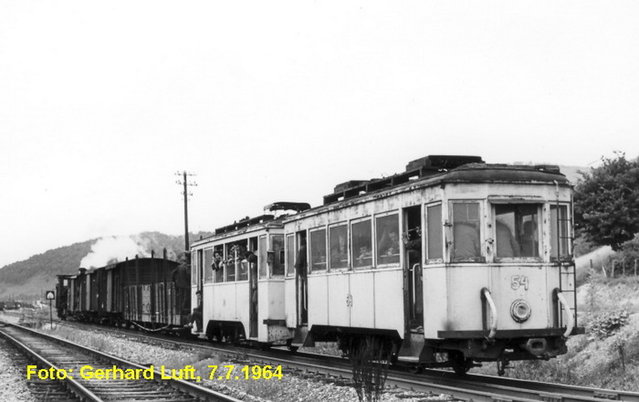 t4csemiyovac 1961 Sar.tramvaj odlazi cirom u istoriju.jpg