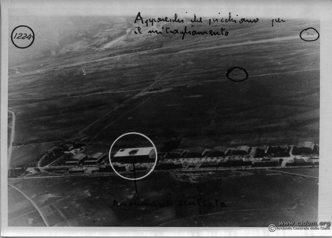 Rodoc_-_Avijatika_bombardirana_od_Talijana_1941_10.jpg
