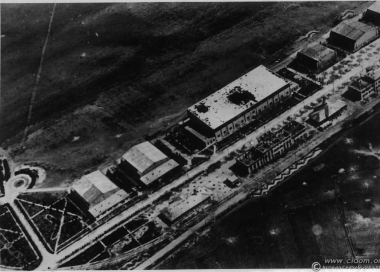 Rodoc_Avijatika_bombardirana_od_Talijana_1941_4.jpg