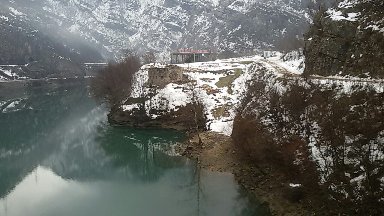 IMG-49e0c4247ddcf23e290564b4cd991bfe-V.jpg