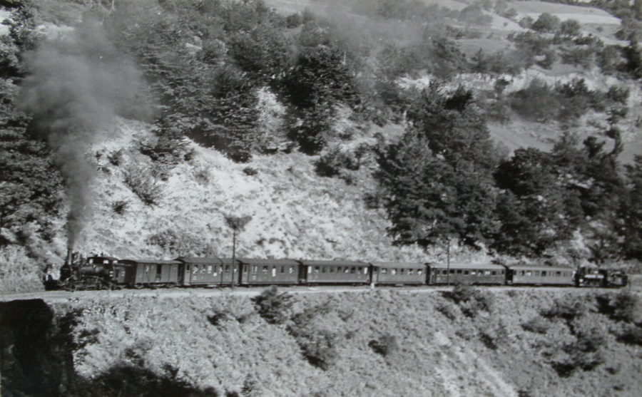 97-013.jpg