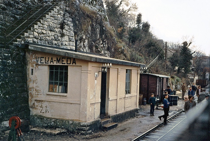 Velja-Medja_Station_1973.jpg
