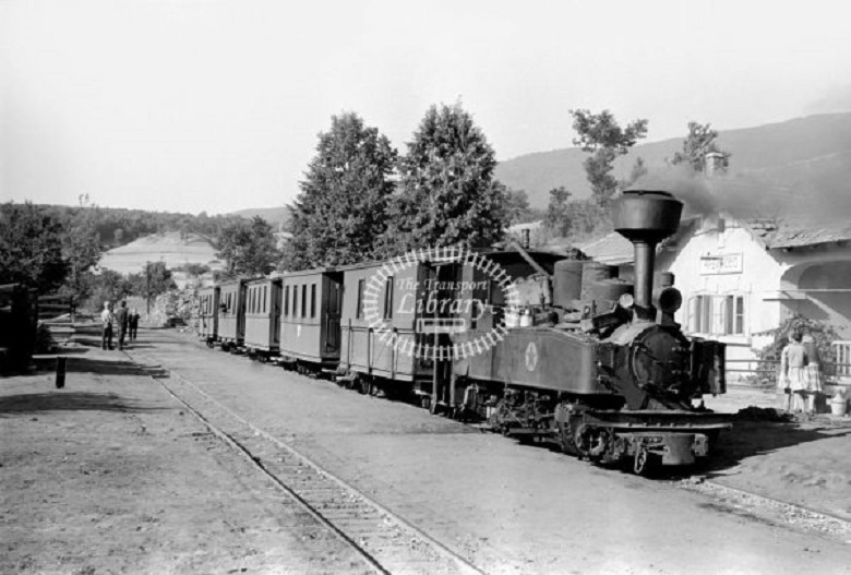 TR05198-600x600 994 106 at Arbwovo in 1961.jpg