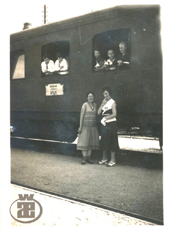 s-l1600 BELGRADE - SPLIT JZ Train Station Railway Railroad Women old photo original.jpg