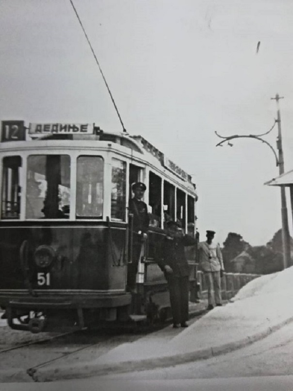 Prvi tramvaj za Dedinje.Linija Knežev spomenik-Senjak-Dedinje.jpg