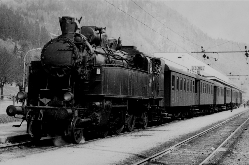 Planiški voz na poslednjoj vožnji 31.3.1966.jpg
