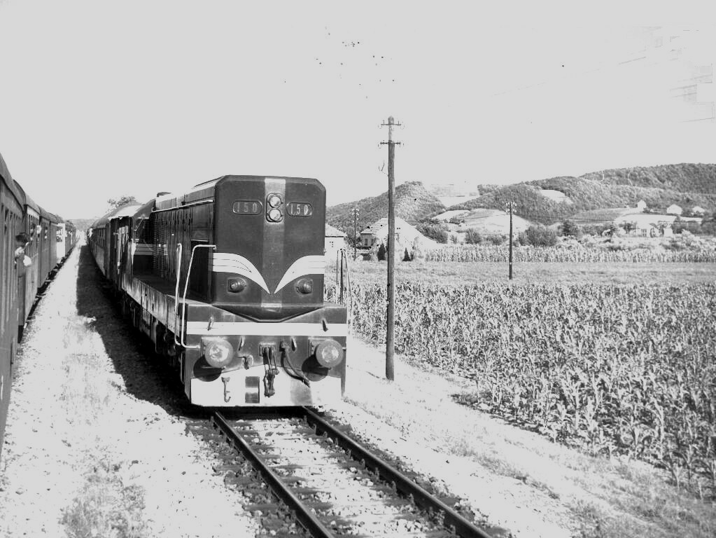 s-l1600 Diesel Loco 150 150 c1966 Jugoslavia.jpg