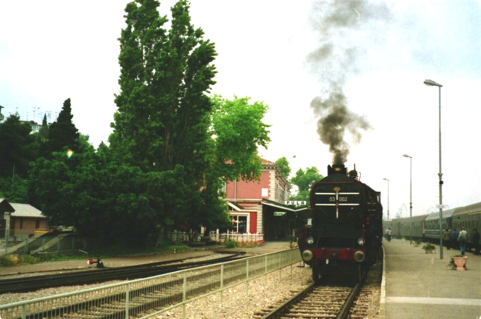 s-l1600 LOCO SLOVENIA JZ 03-002 PULA STATION CROATIA.jpg