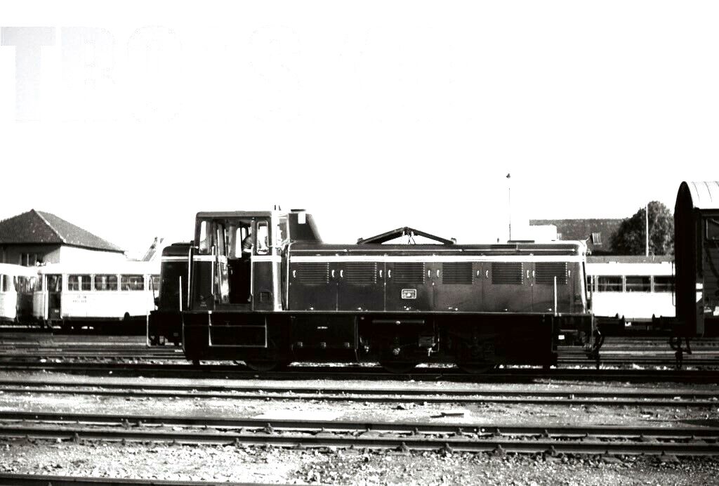 s-l1600 Diesel JZ 731 Shunter Loco Zagreb 1966 Jugoslavia.jpg