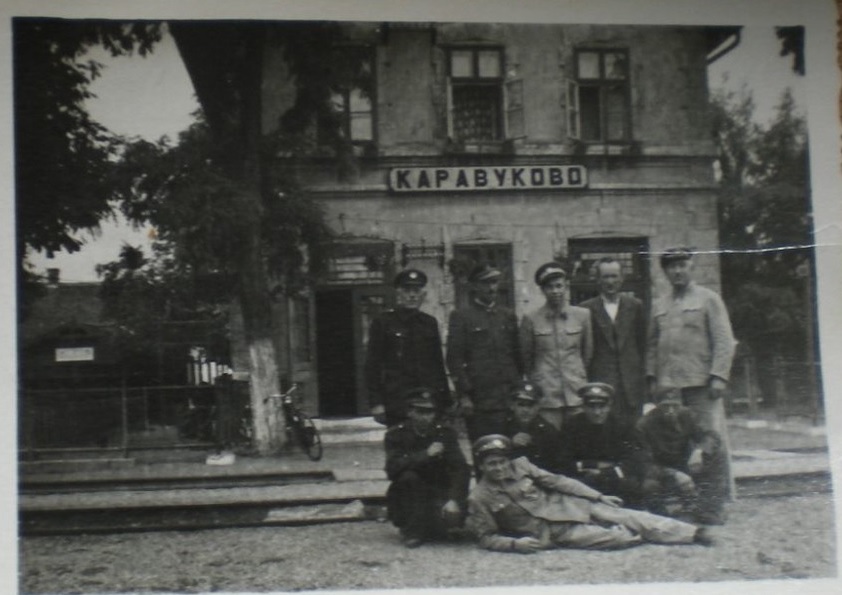 902_001 Karavukovo Train Station Bogojevo-Odzaci.jpg