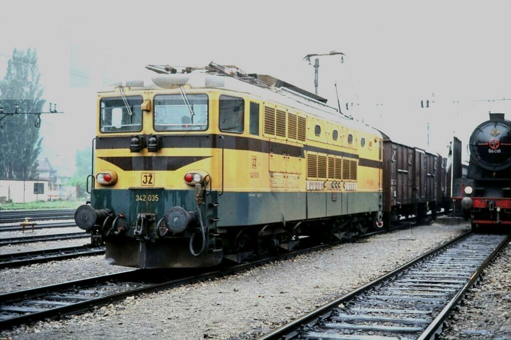 s-l1600  Loco 342 035 Jesenice 1990 Original.jpg