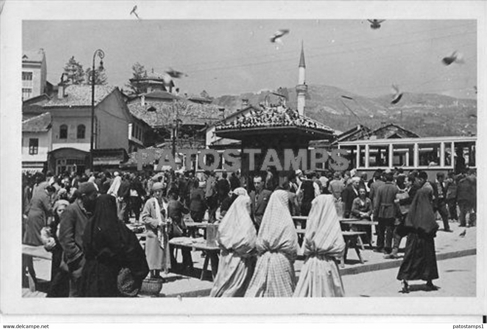 463_001  SARAJEVO MARKET PLACE & TRAIN POSTAL POSTCARD.jpg