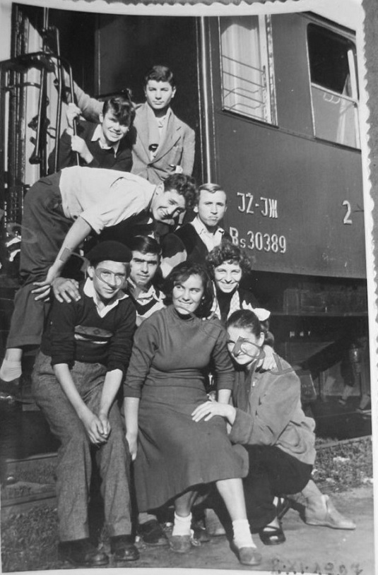 018_001 Serbia - Niš - Train at the station JŽ Bs 30389 1957.jpg