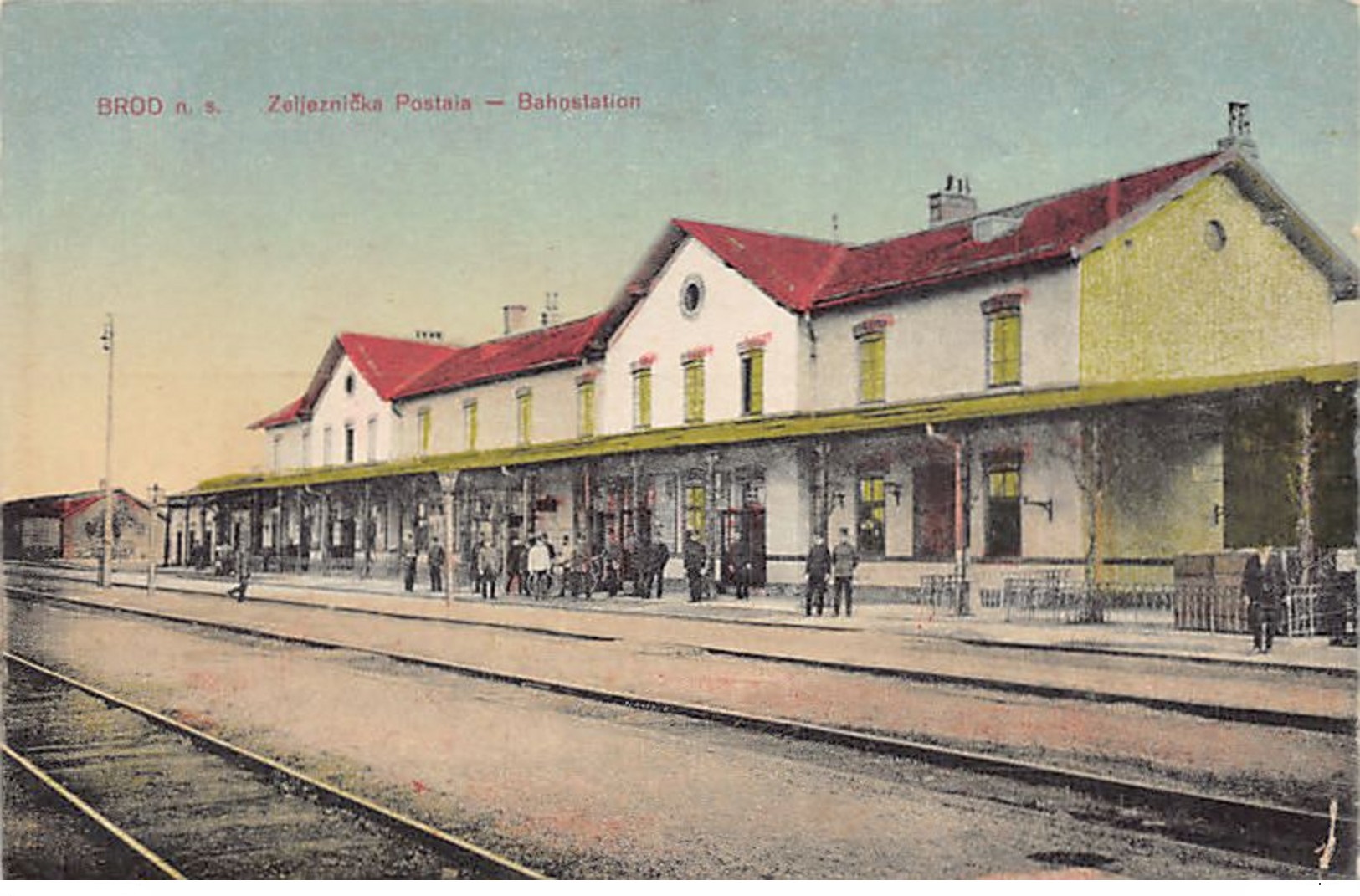 390_001 Croatia - SLAVONSKI BROD Brod an der Save - Railway station.jpg