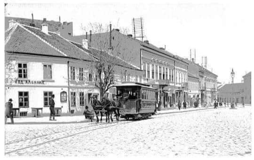 Трамвај са коњском вучом према Теразијама у Београду 1902. године.jpg