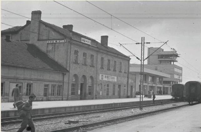 00000030  nis 1979.JPG