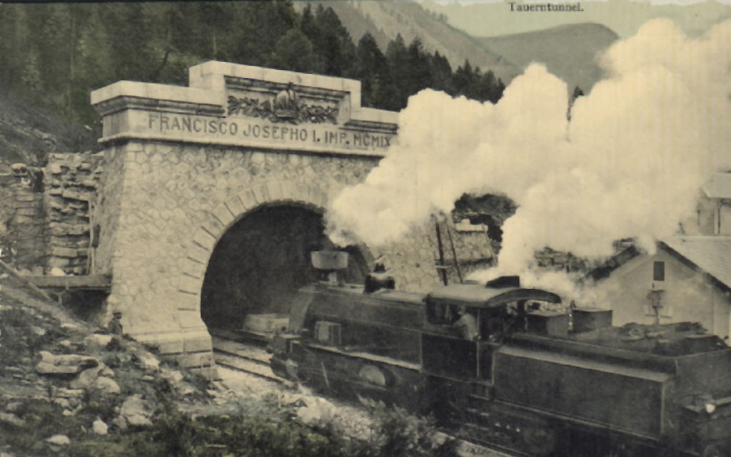 1024px-Tauerntunnelsüdportal_1911.jpg